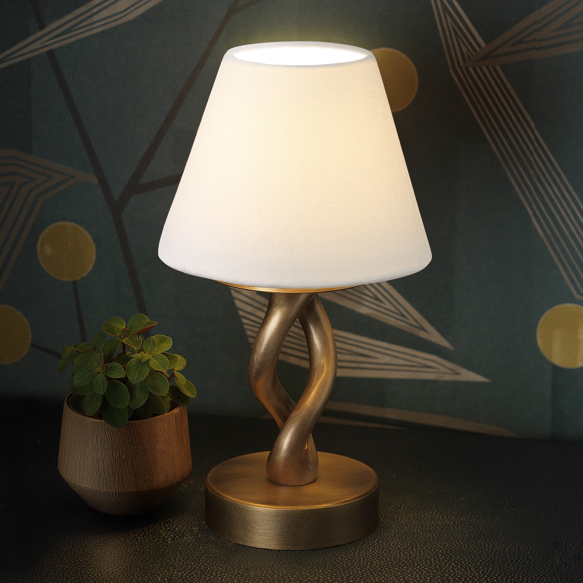 Aion Rechargeable Table Lamp
