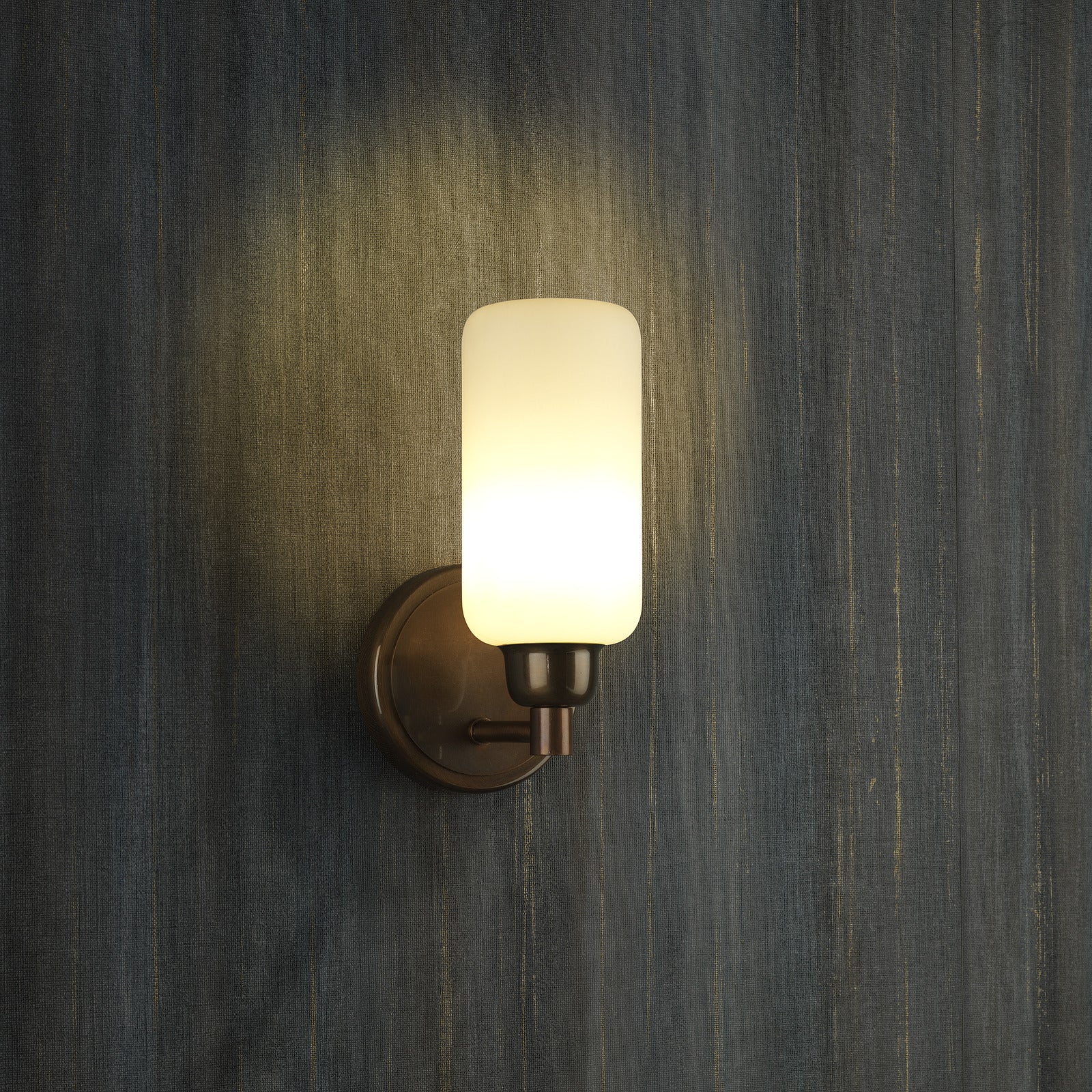 Bartok Wall Light