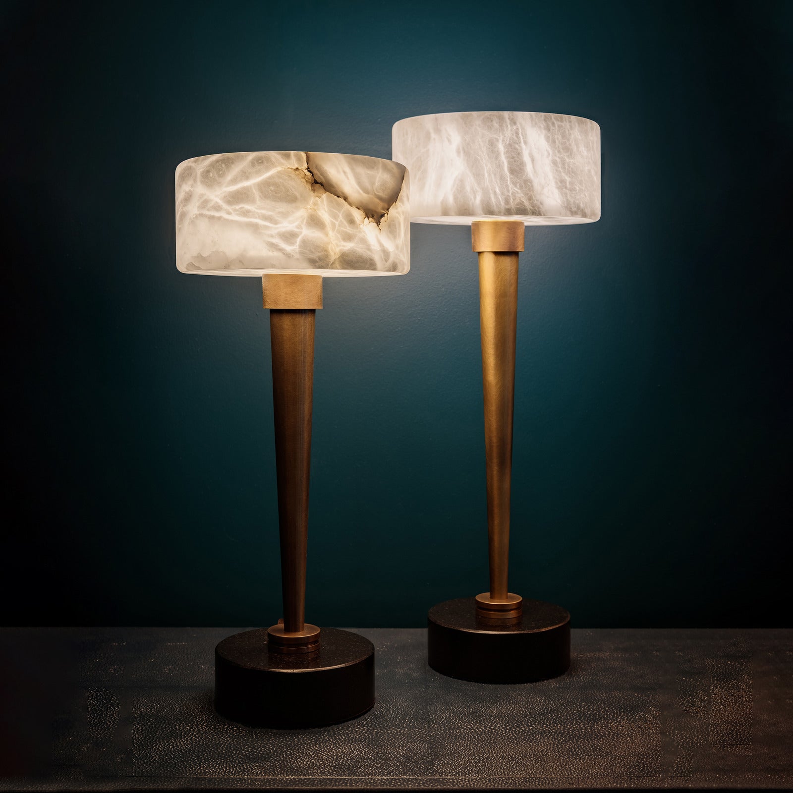 Colven Table Lamp Medium