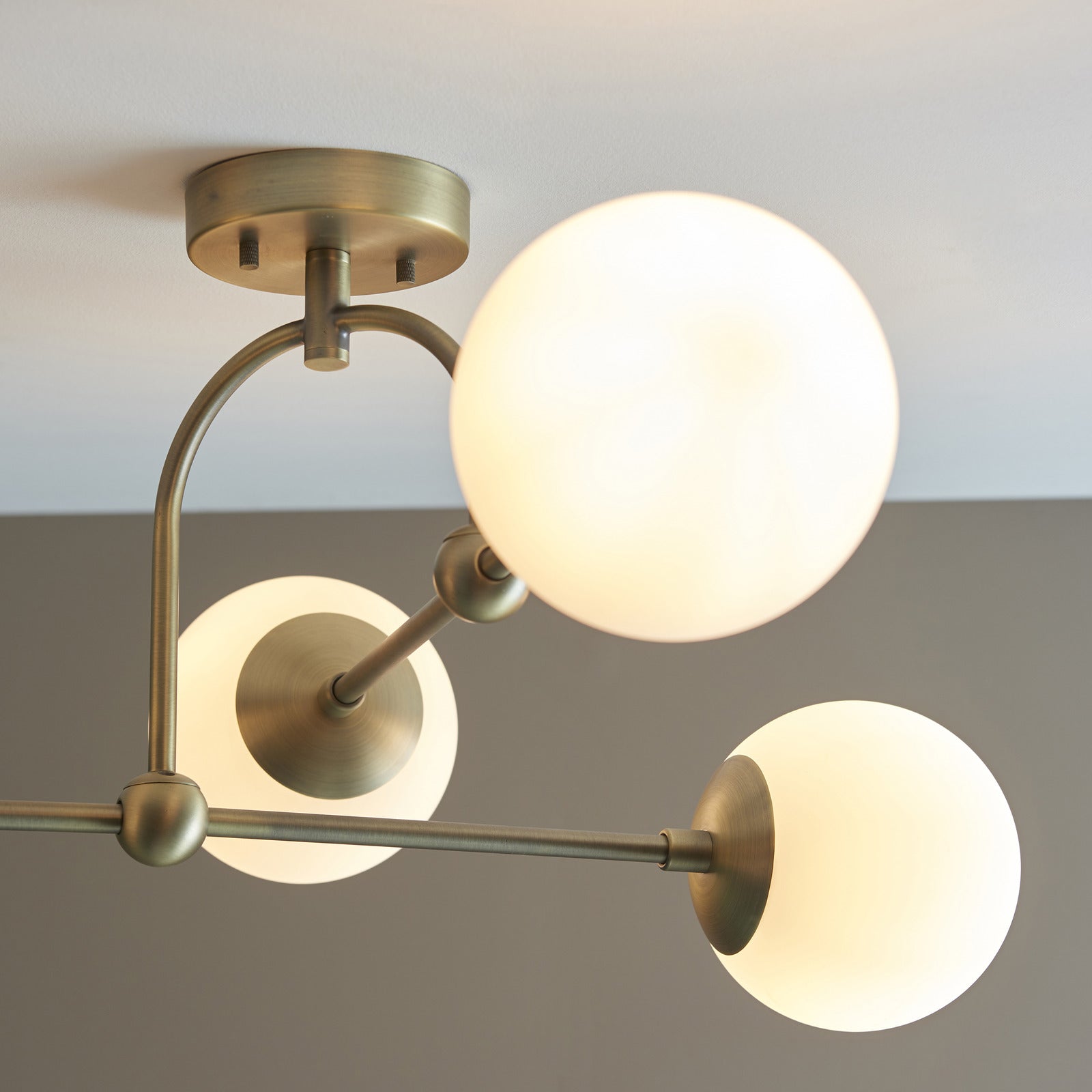 Kanata Semi flush