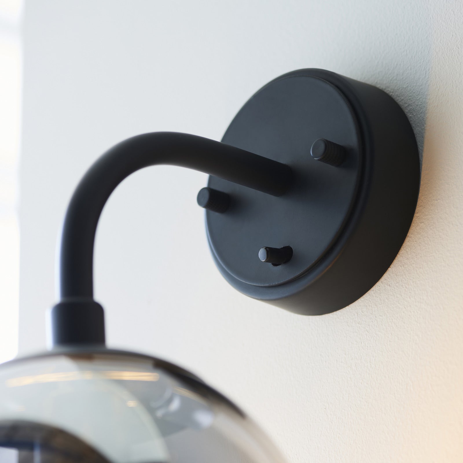 Kanata Wall Light