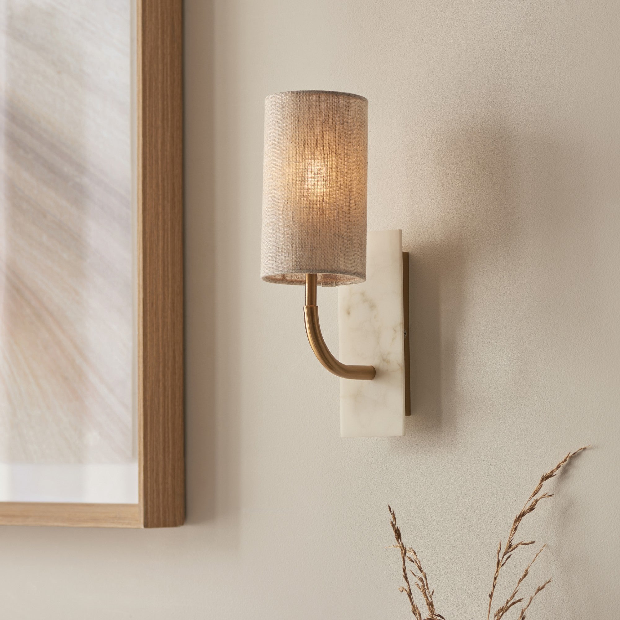 Mira Curved Wall Light