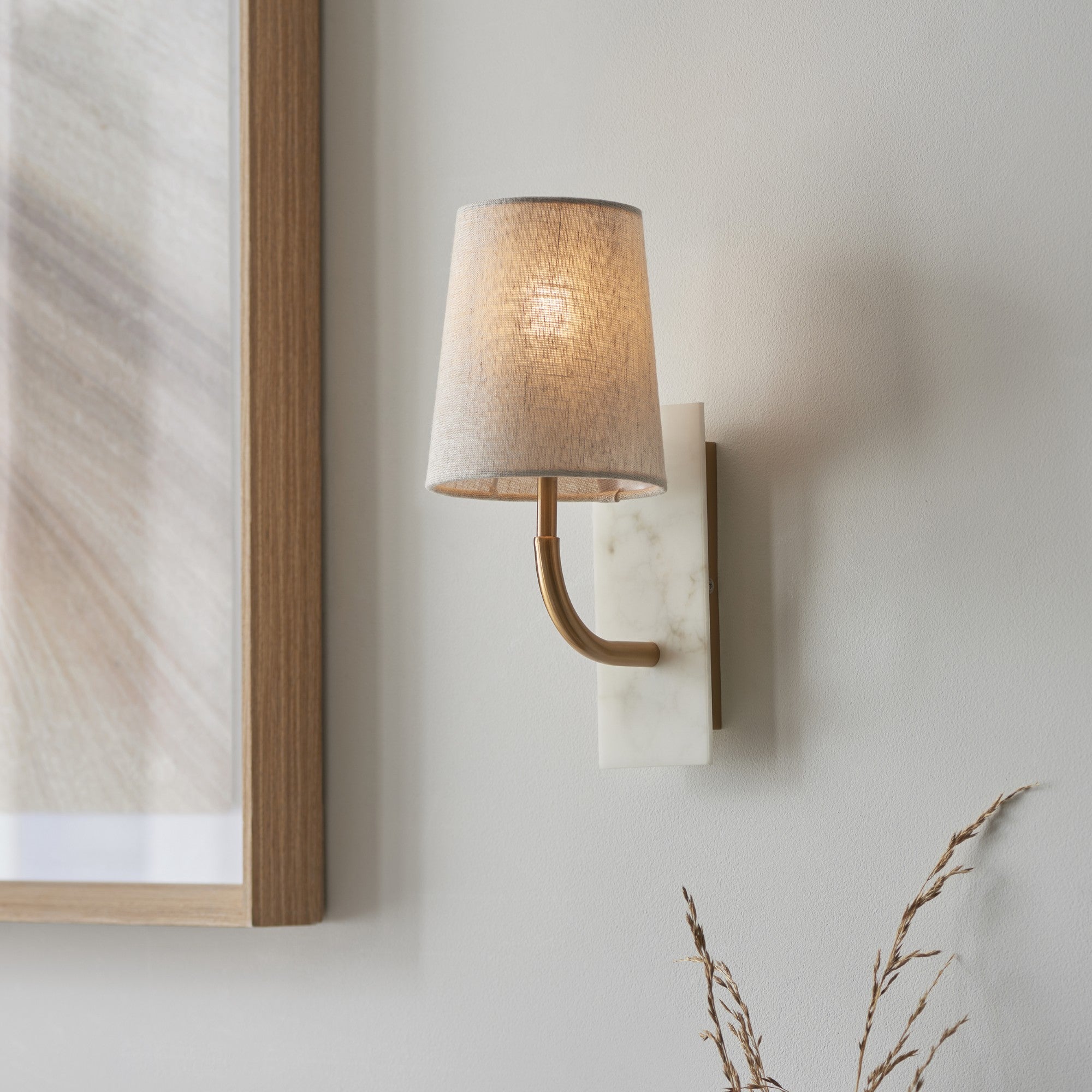 Mira Curved Wall Light