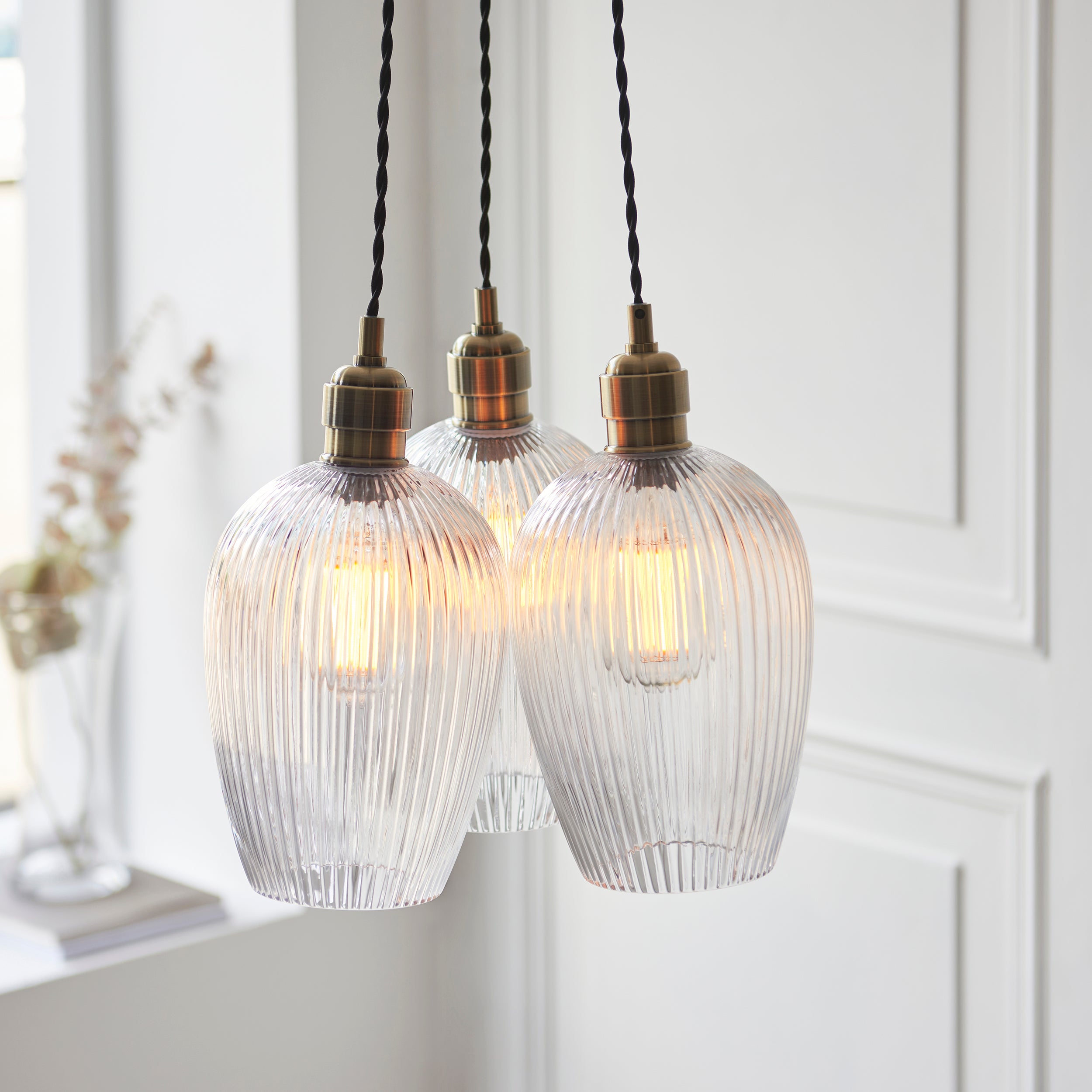 Olympia Ribbed 3-light Pendant