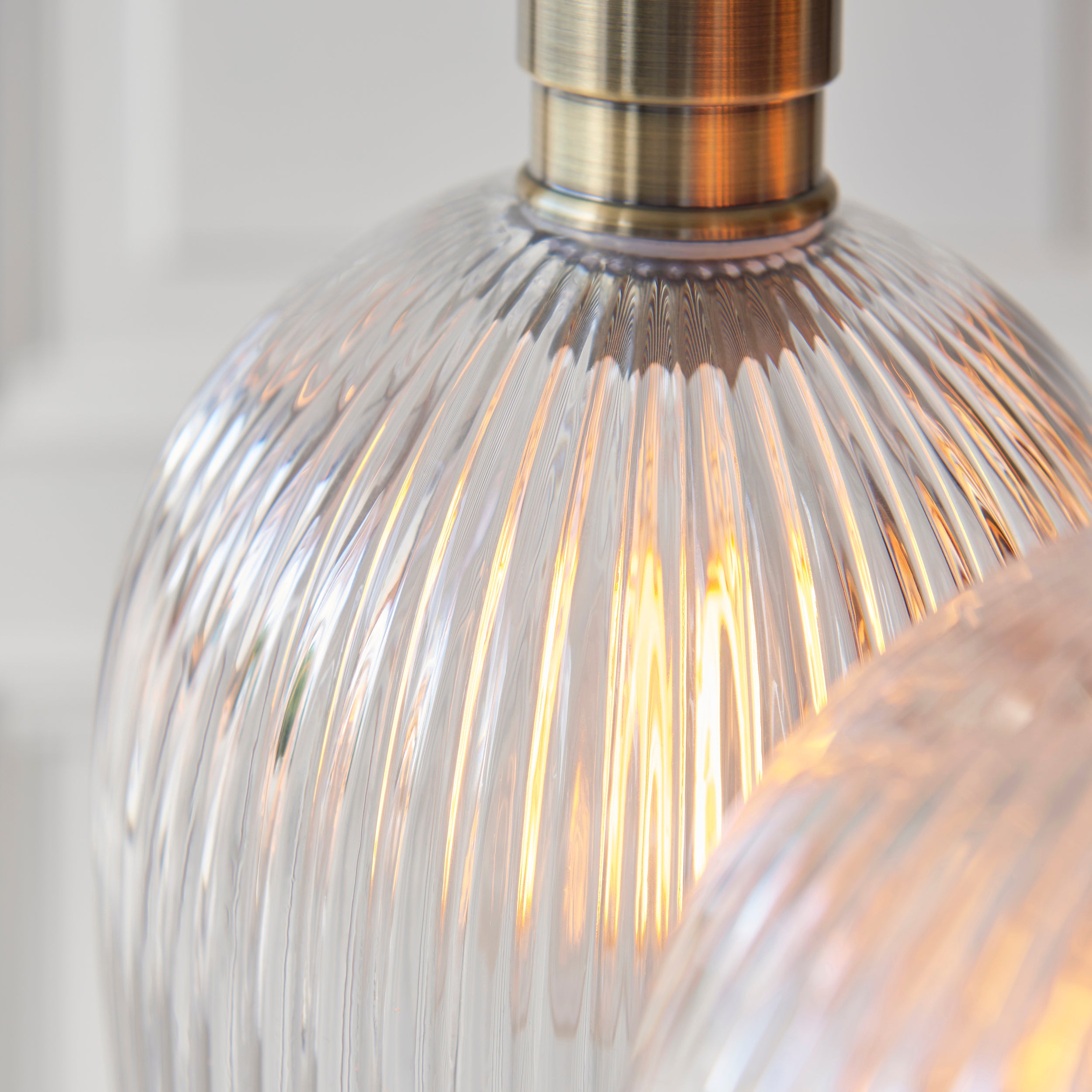 Olympia Ribbed 3-light Pendant