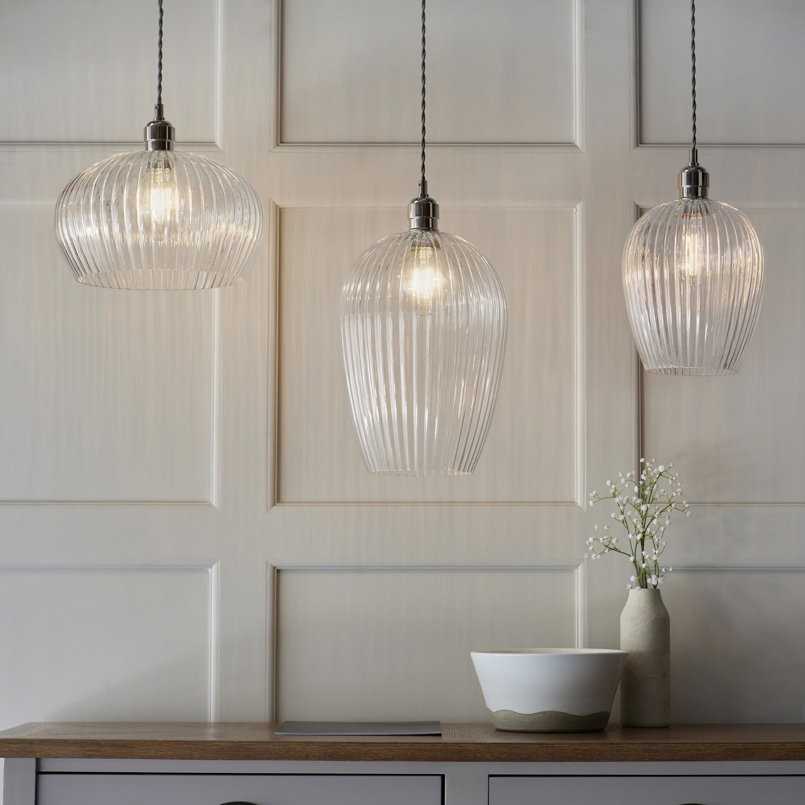 Olympia Ribbed Pendant Medium