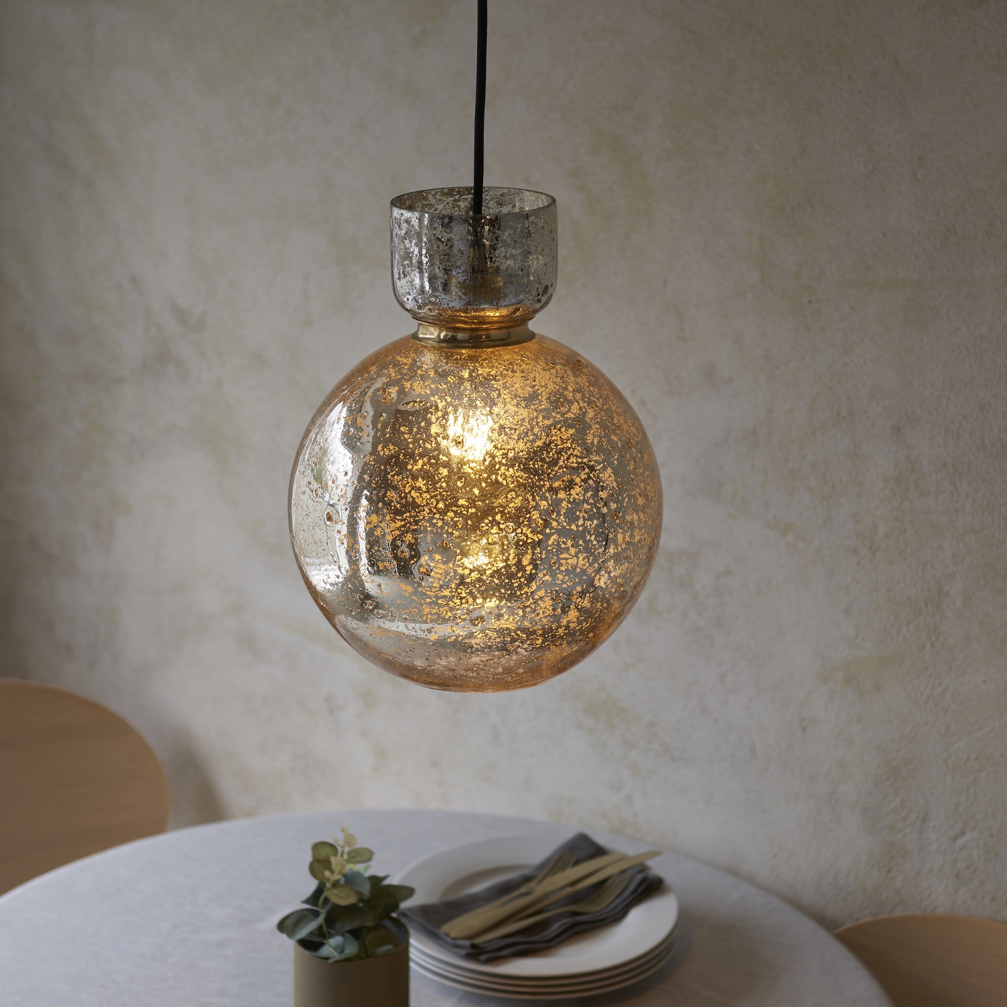 Orbit Pendant