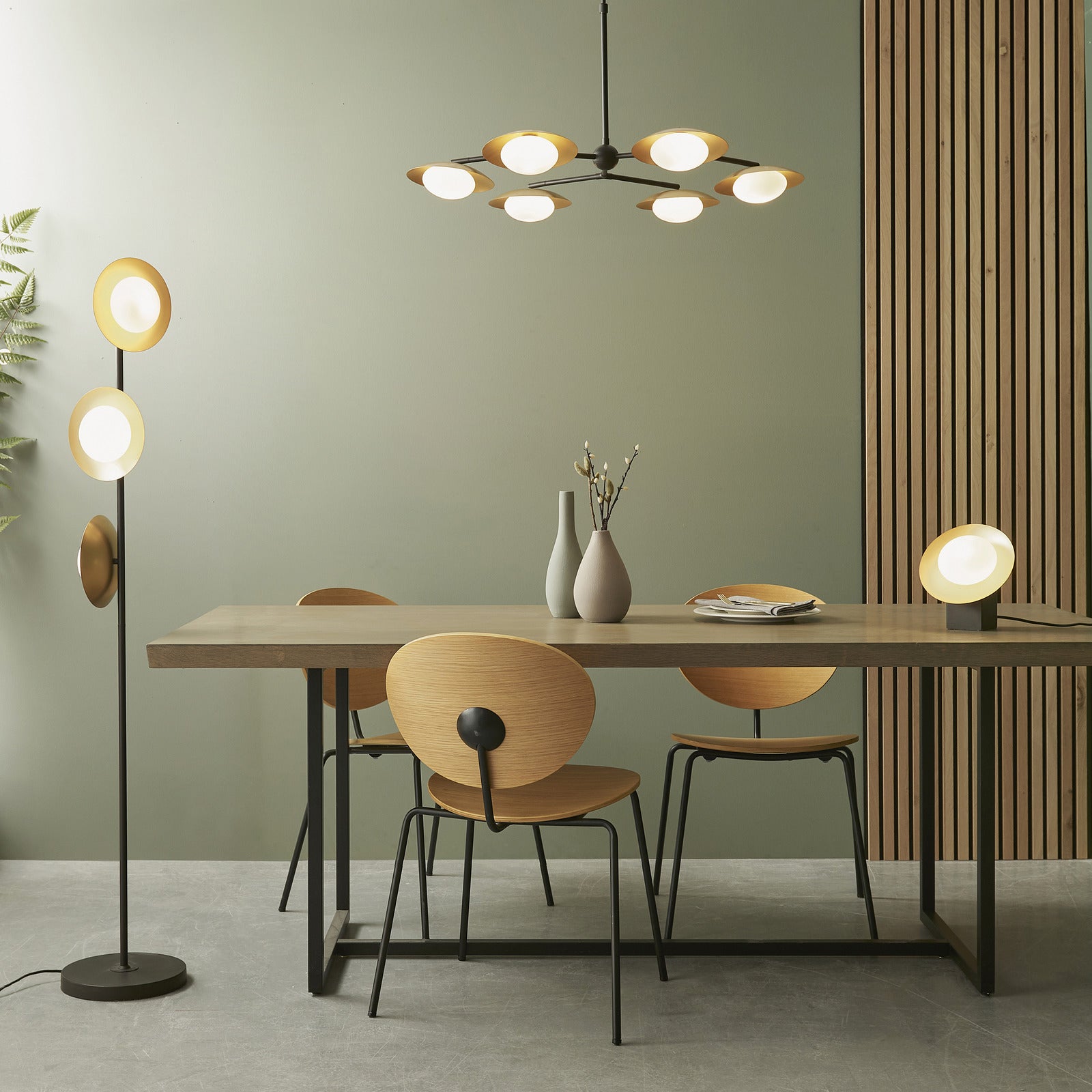 Saturn Table