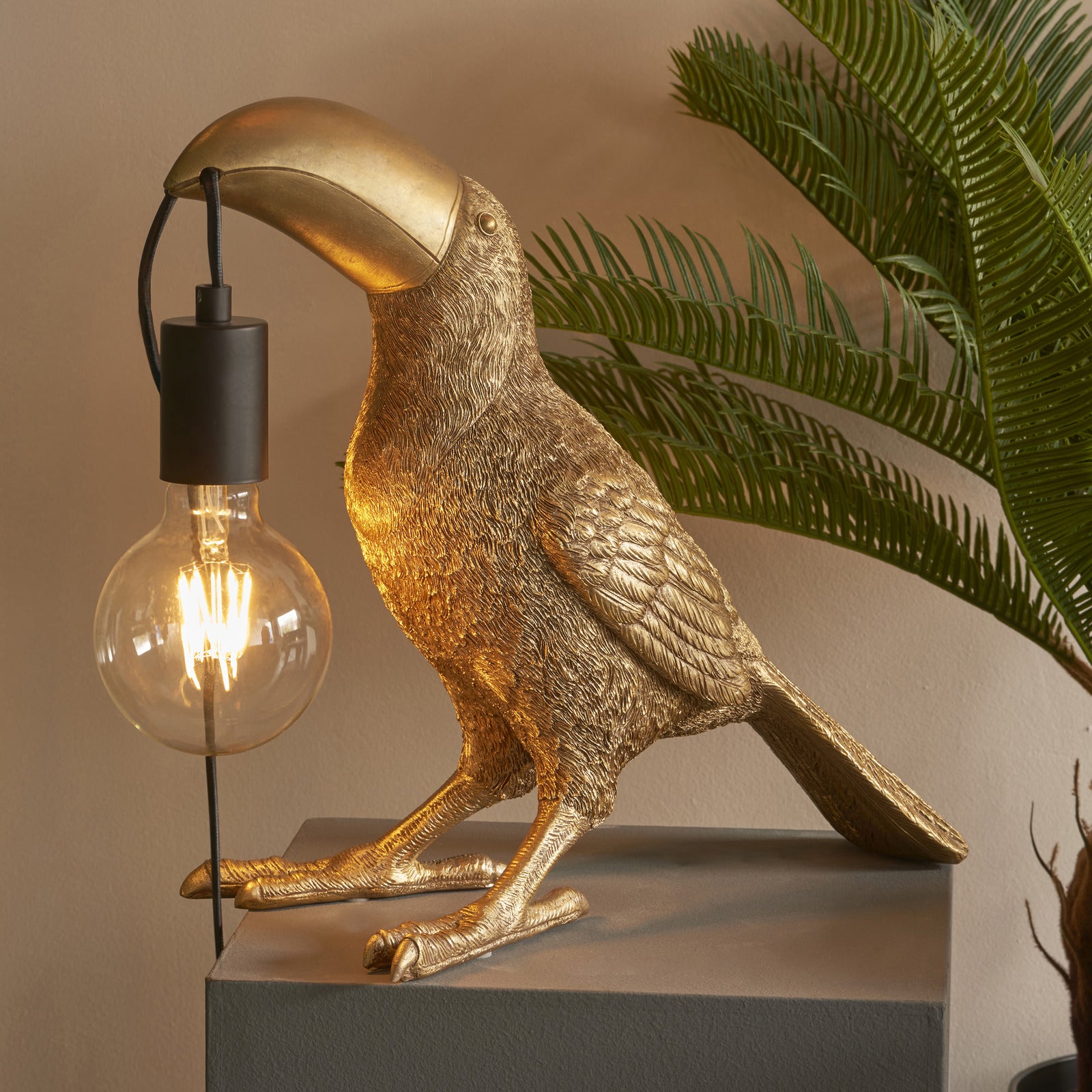 Toucan Table