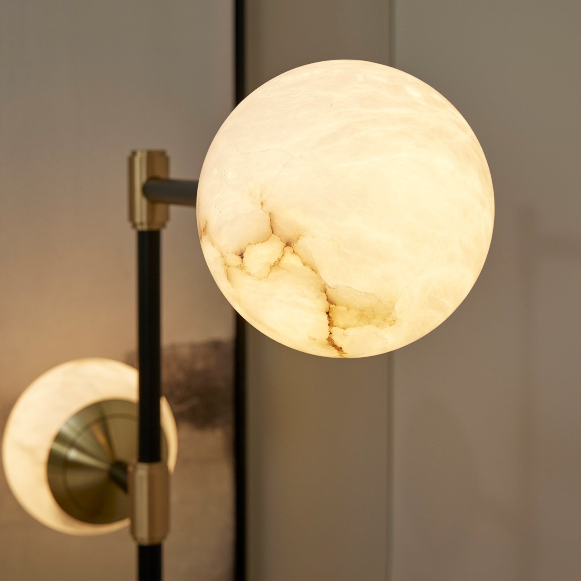 IO Floor Lamp