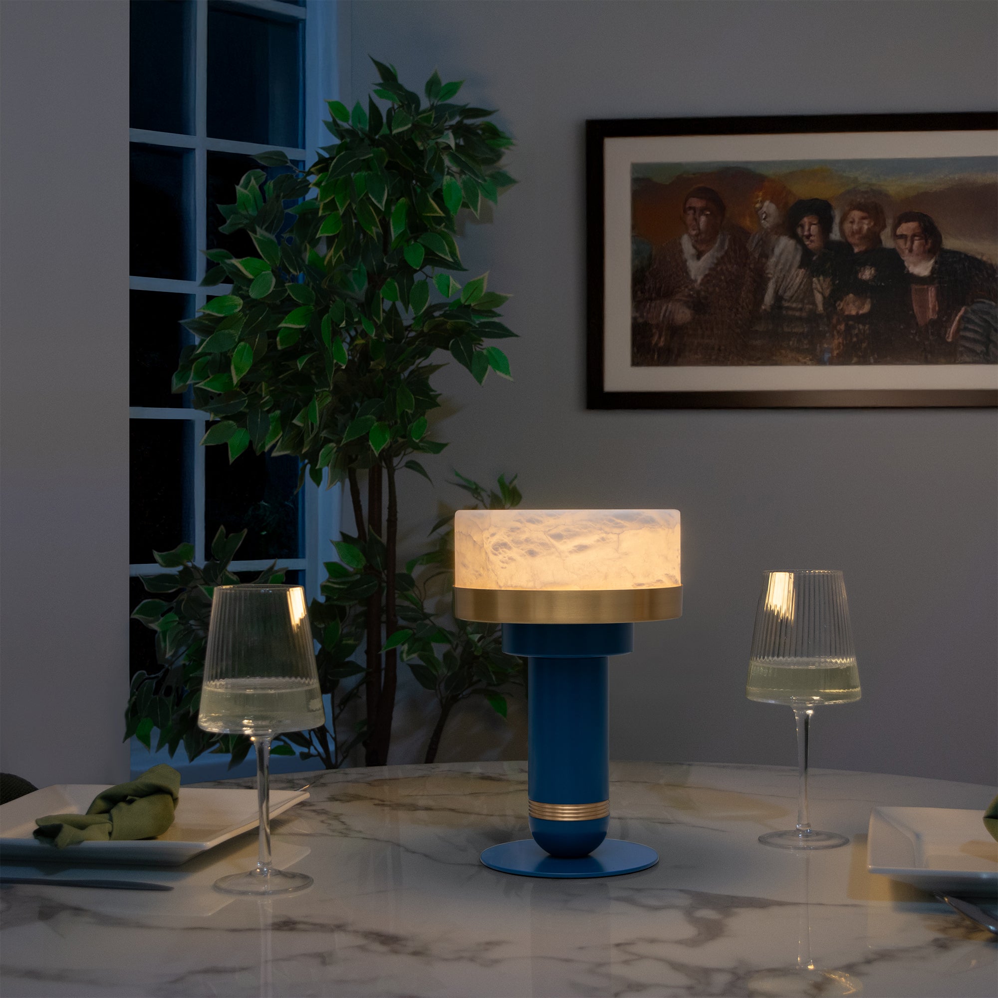 Novara Rechargeable Table Lamp