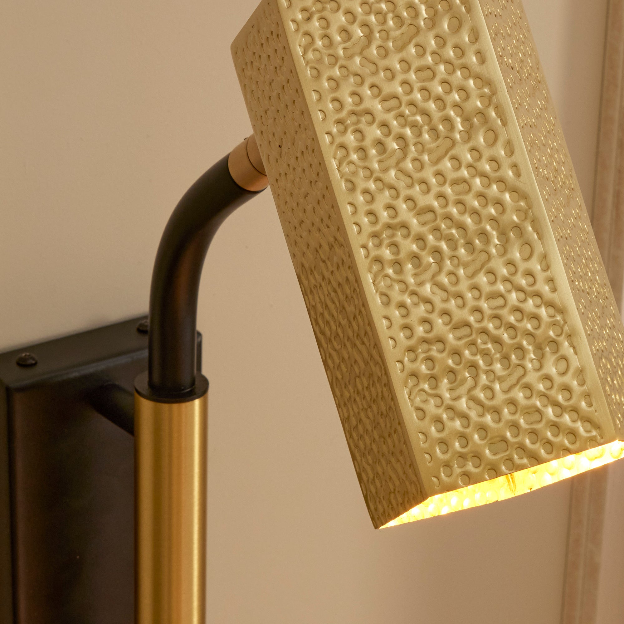 Cairo Wall Light