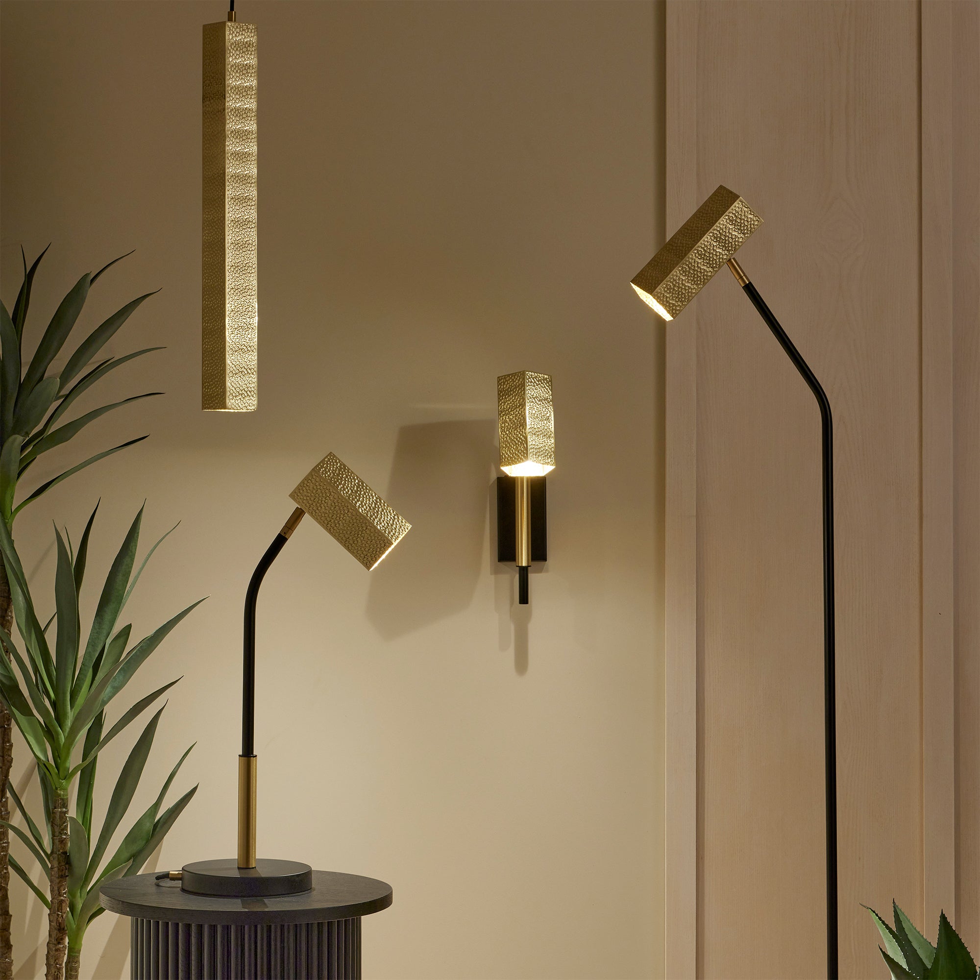 Cairo Wall Light