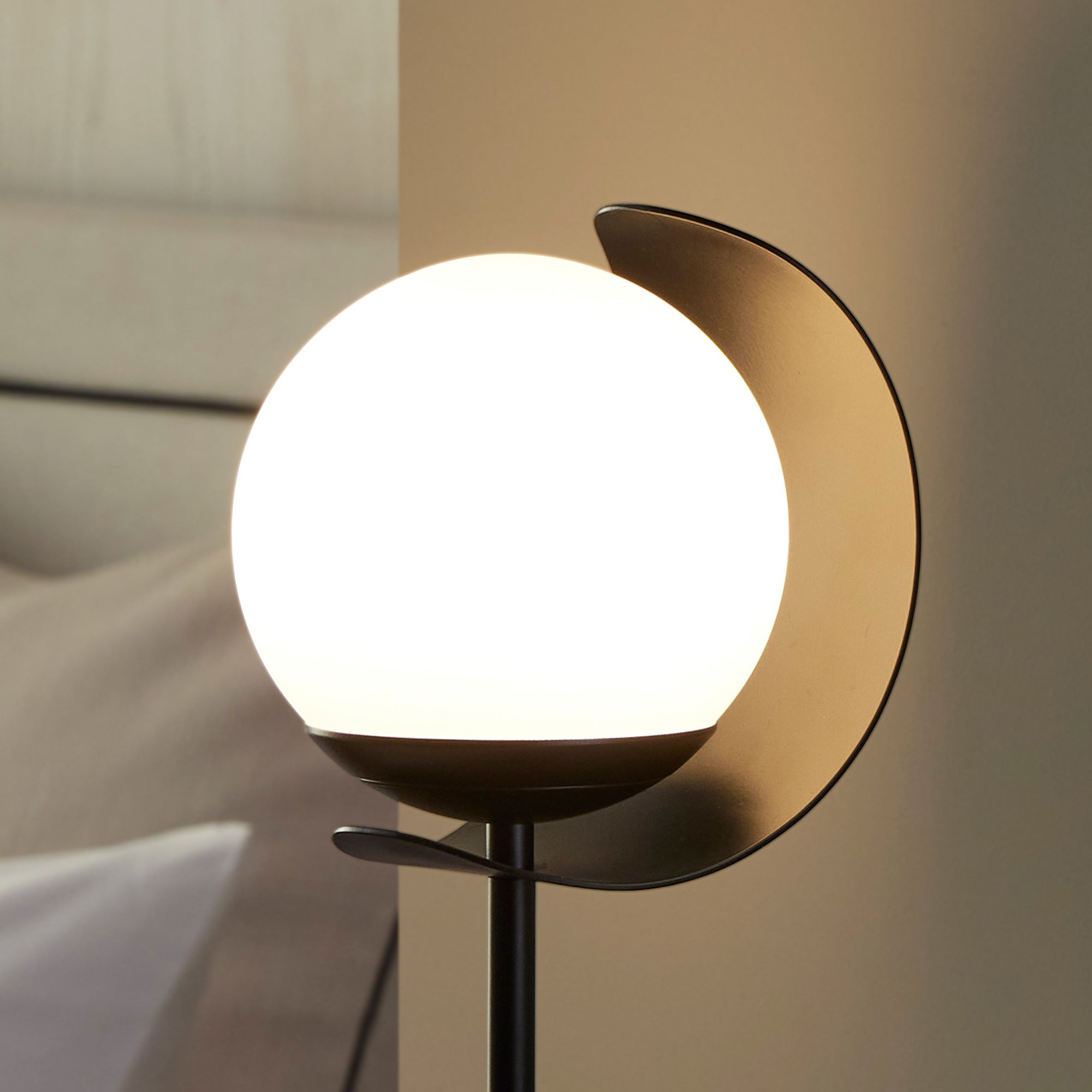 Callisto Floor Lamp
