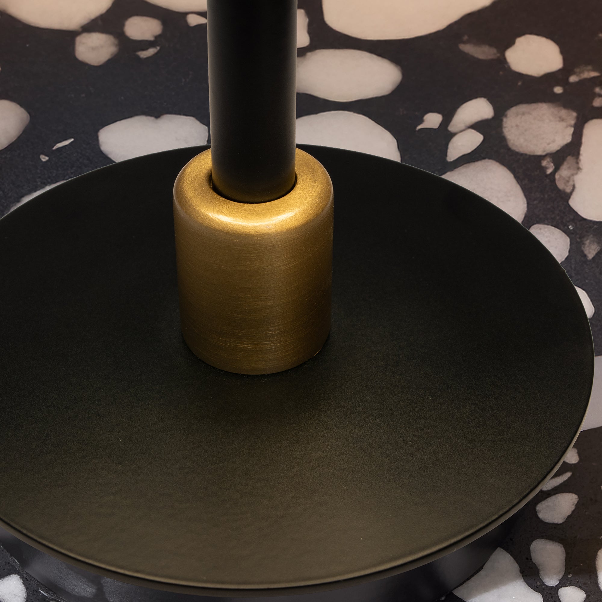 Carbon Rechargeable Table Lamp