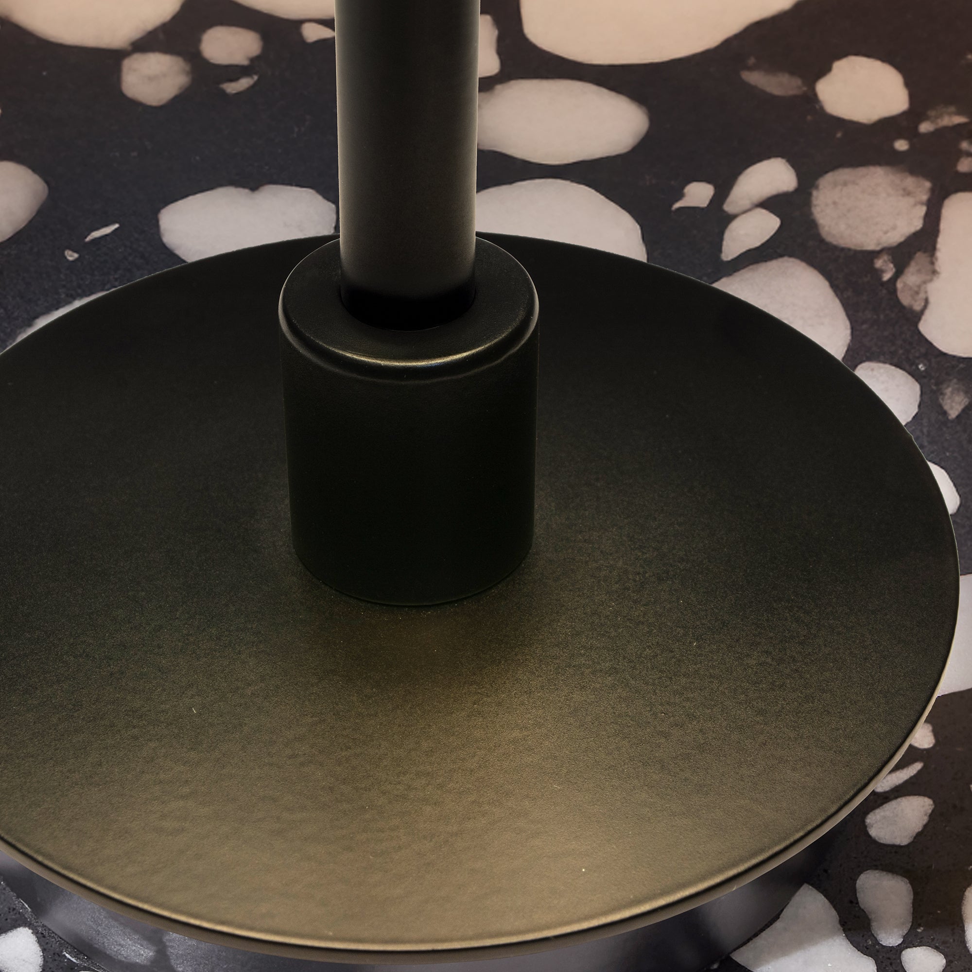 Carbon Rechargeable Table Lamp
