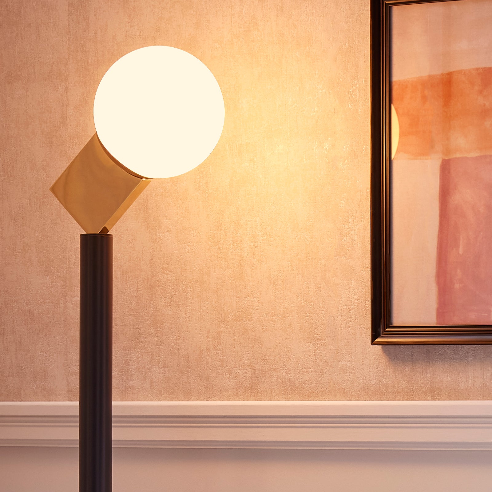 Faro Floor Lamp