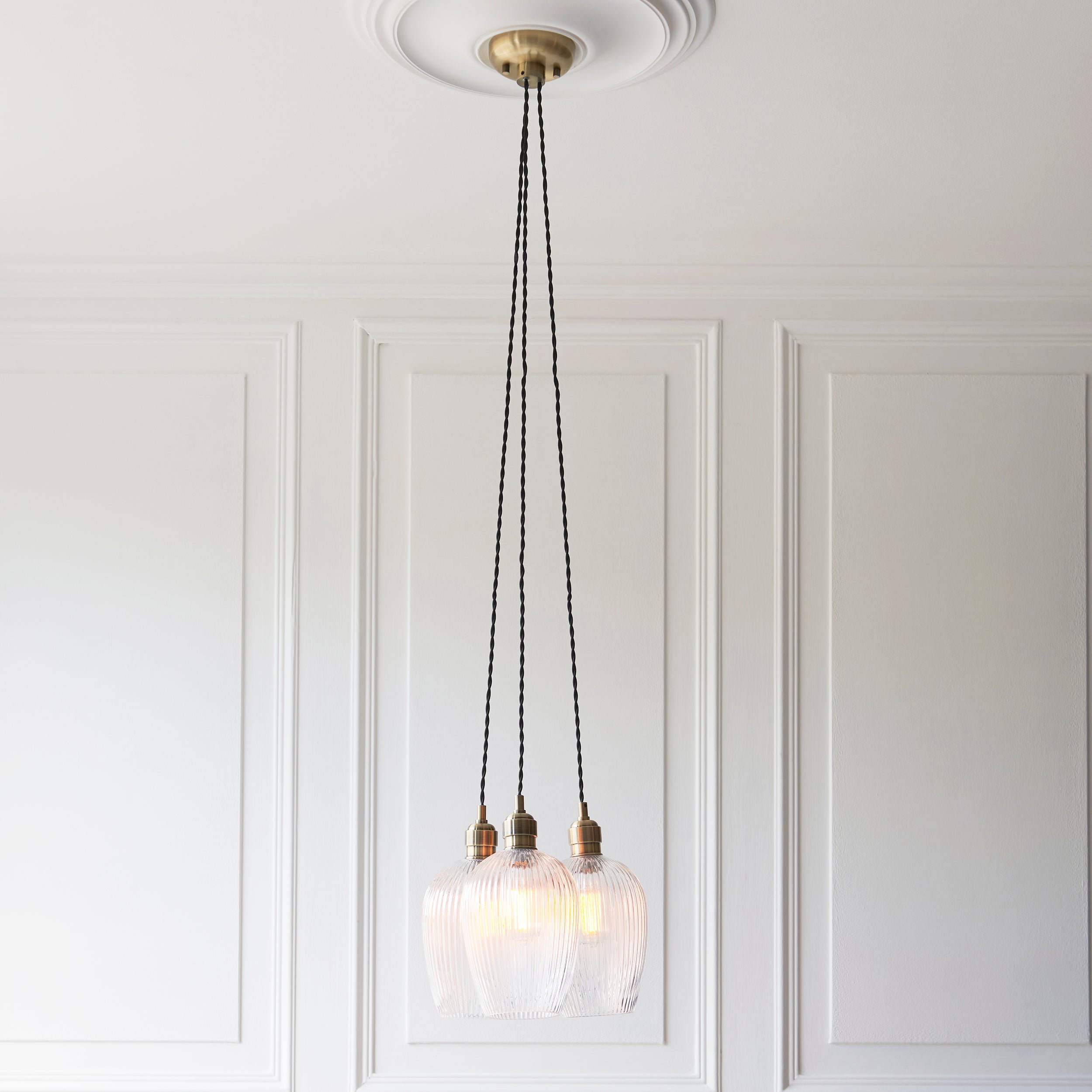 Olympia Ribbed 3-light Pendant