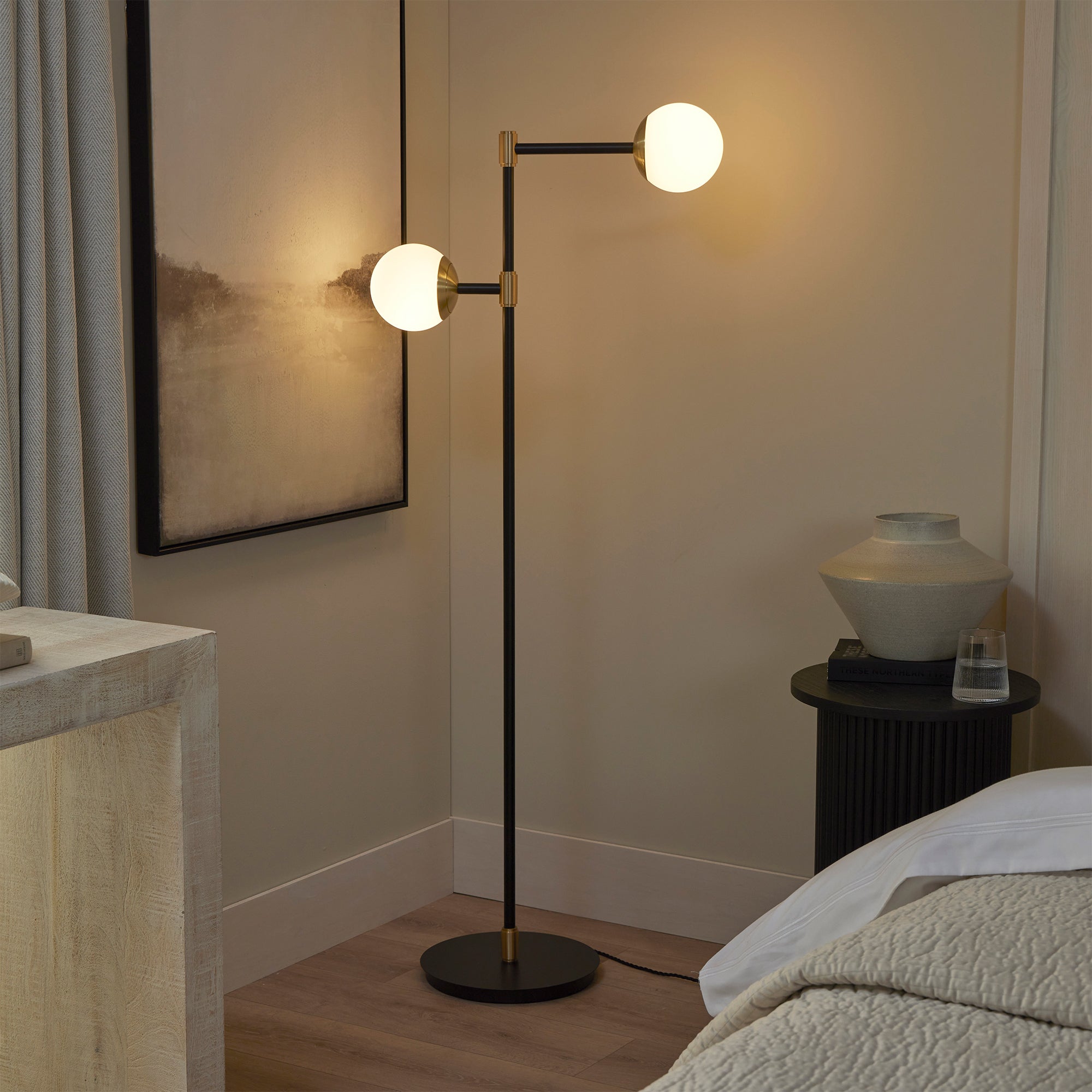 IO Floor Lamp