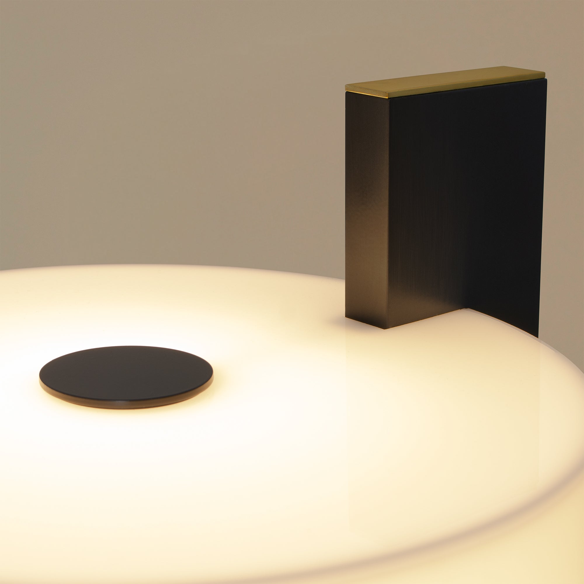 Turris Floor Lamp